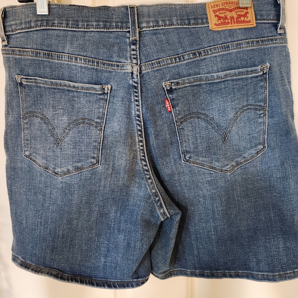Levi's Shorts